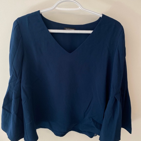 Club Monaco bell sleeve blouse, size Smal - Picture 2 of 4